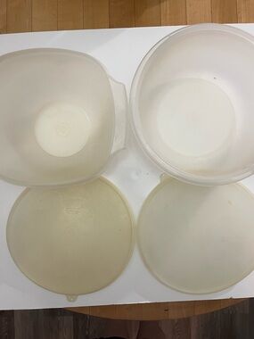 Vintage Tupperware bowls with mismatched lids